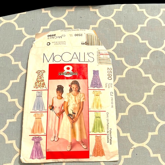 Vintage - McCall's Sewing Pattern for Girl's Dresses, #2590 - Picture 1 of 3